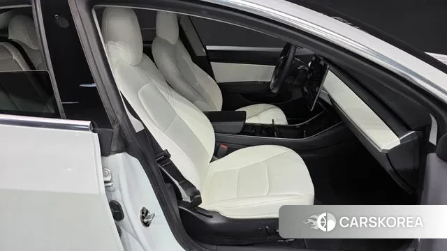 Tesla Model 3 id 3692043 из Кореи 20