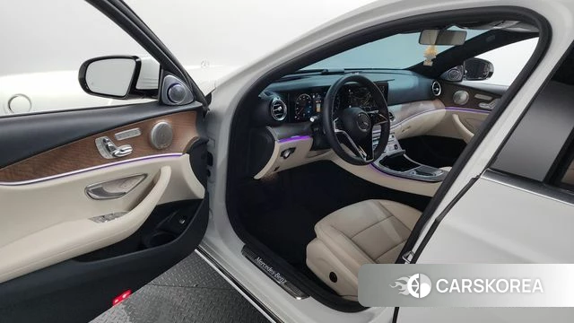 Mercedes-Benz E-Class W213 id 4586414 из Кореи 35