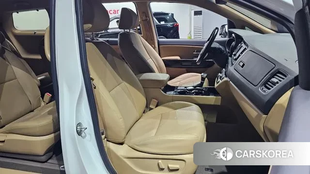 Kia The New Carnival id 3519967 из Кореи 20