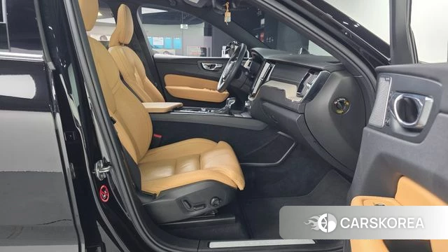 Volvo XC60 second Generation id 4662911 из Кореи 34