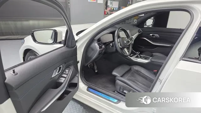 BMW 3 Series (G20) id 3317949 из Кореи 20