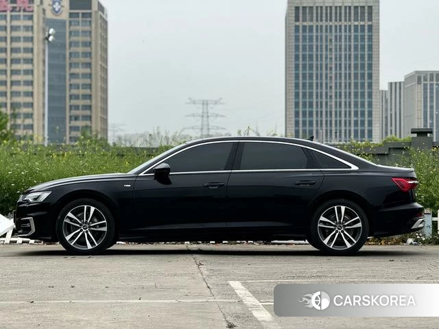 Audi A6L id 4207169 из Китая 15