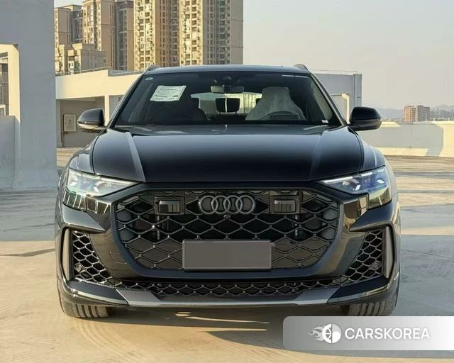 Audi RS Q8 id 4239787 из Китая 10