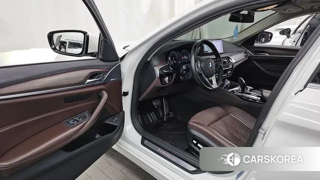 BMW 5 Series (G30) id 3568616 из Кореи 20