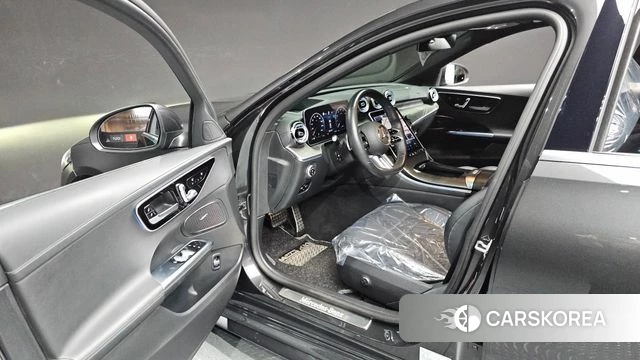 Mercedes-Benz C-Class W206 id 4618932 из Кореи 31