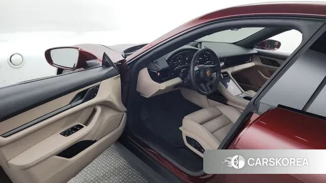 Porsche Taycan id 3037506 из Кореи 20