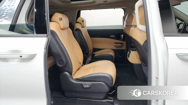 Kia Carnival 4th generation id 4202821 из Кореи 38