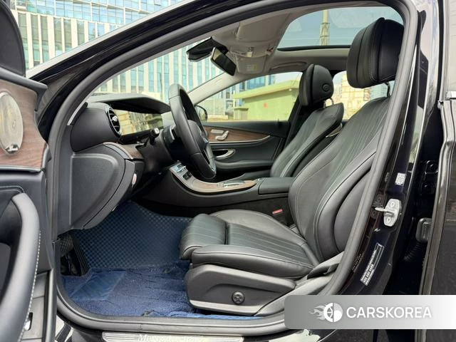 Mercedes-Benz E-class id 4276836 из Китая 19