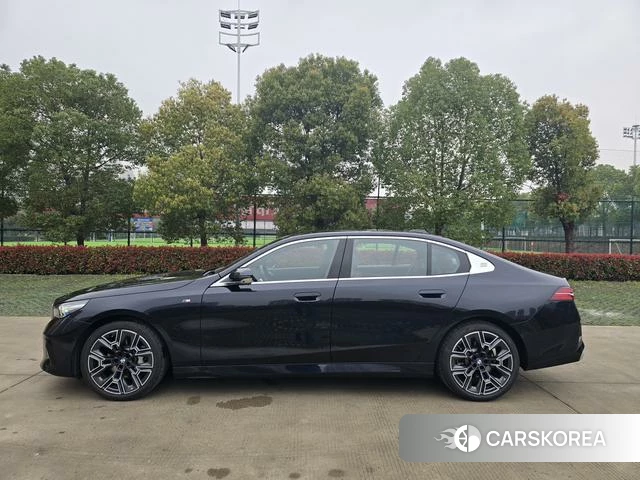 BMW 5 series id 4256317 из Китая 15