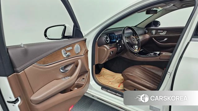 Mercedes-Benz E-Class W213 id 4180714 из Кореи 20