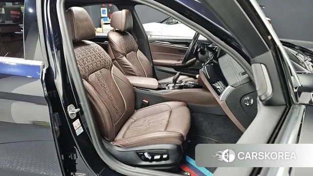 BMW 5 Series (G30) id 3551404 из Кореи 20