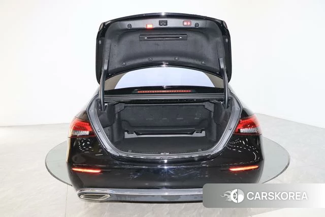 Mercedes-Benz E-class id 4265368 из Китая 20