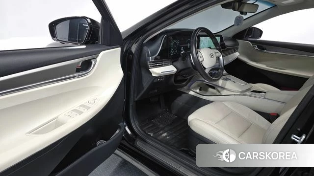 Hyundai The New Grandeur IG Hybrid id 4758473 из Кореи 32