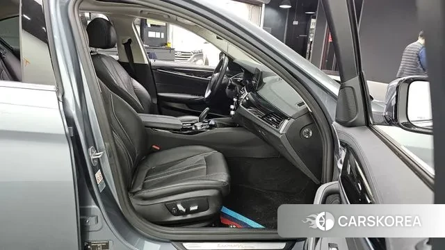 BMW 5 Series (G30) id 3709007 из Кореи 20
