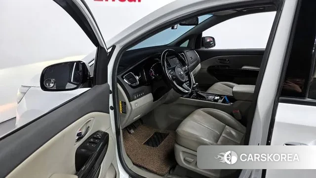 Kia All New Carnival id 3766767 из Кореи 20