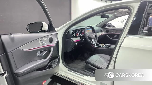 Mercedes-Benz E-Class W213 id 4563401 из Кореи 30