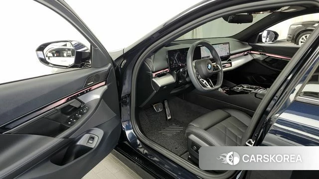 BMW 5 Series (G60) id 3841180 из Кореи 20