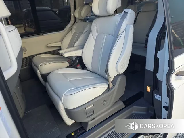 Hyundai Staria id 3700663 из Кореи 10