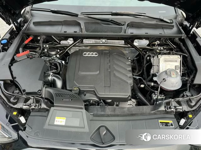 Audi Q5L id 4359041 из Китая 21