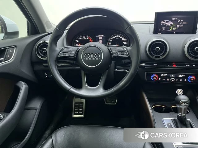 Audi A3 id 4213854 из Китая 17
