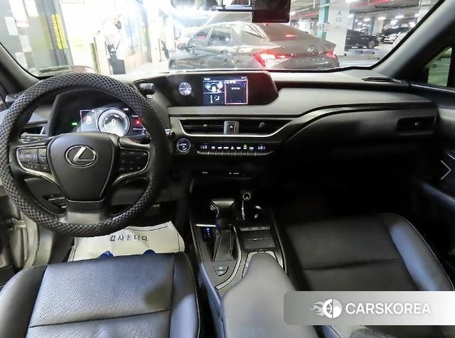 Lexus UX250h id 4680220 из Кореи 19