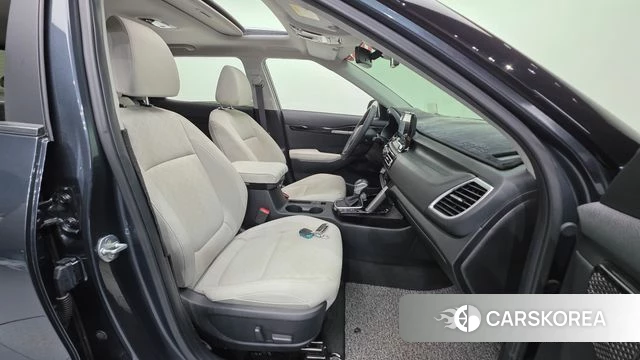 Kia Seltos id 4310010 из Кореи 34