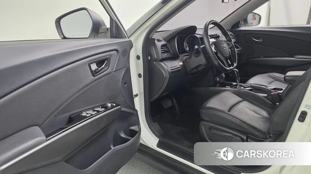 Ssangyong Tivoli Air id 4525837 из Кореи 30