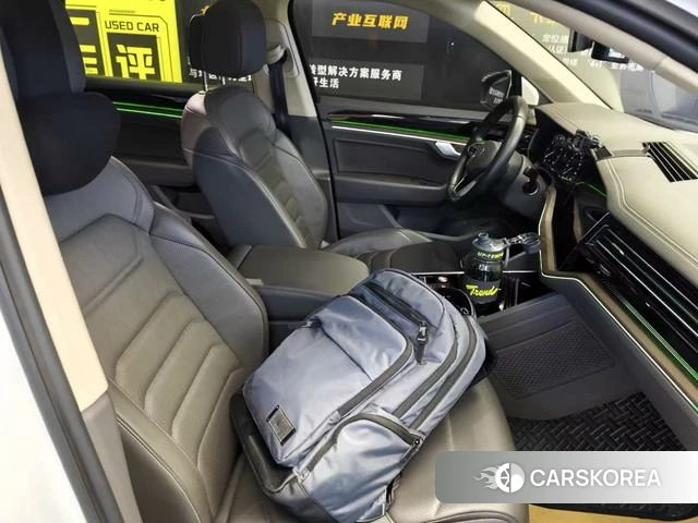 Volkswagen Touareg id 4254033 из Китая 9