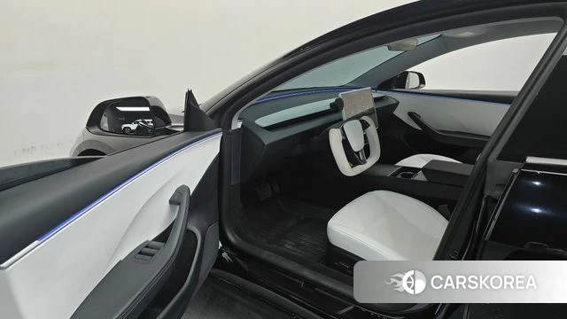 Tesla Model 3 id 4749250 из Кореи 30