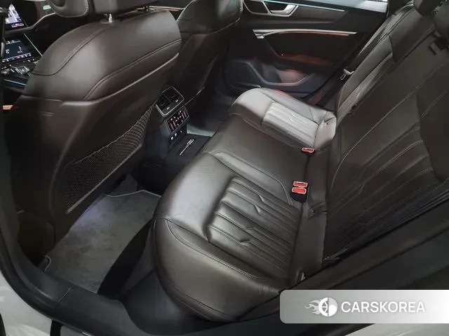 Audi A7 (4K) id 3301943 из Кореи 20