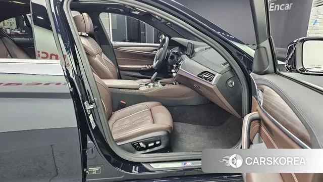 BMW 5 Series (G30) id 3612328 из Кореи 20