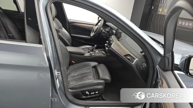 BMW 5 Series (G30) id 3363285 из Кореи 20