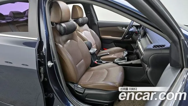 Kia Come New K3 id 2408512 из Кореи 20