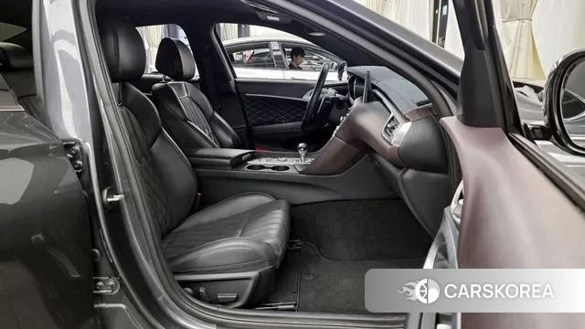 Genesis G70 id 3698954 из Кореи 20