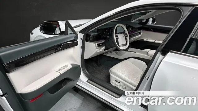 Hyundai Grandeur Hybrid (GN7) id 2910328 из Кореи 20