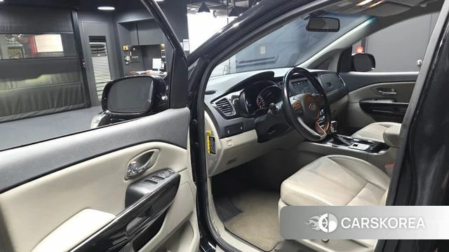 Kia The New Carnival id 4944175 из Кореи 20