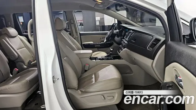 Kia The New Carnival id 2675948 из Кореи 20