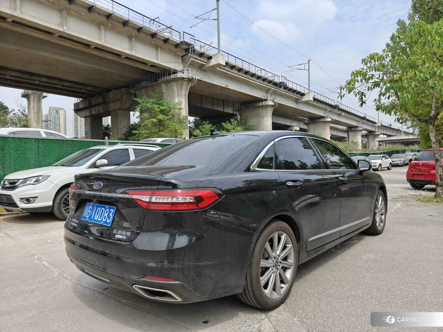 Ford Taurus id 4453955 из Китая 17