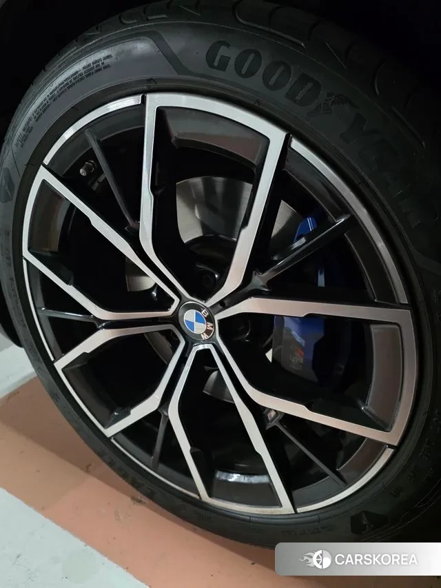 BMW 5 Series (G30) id 3507990 из Кореи 15