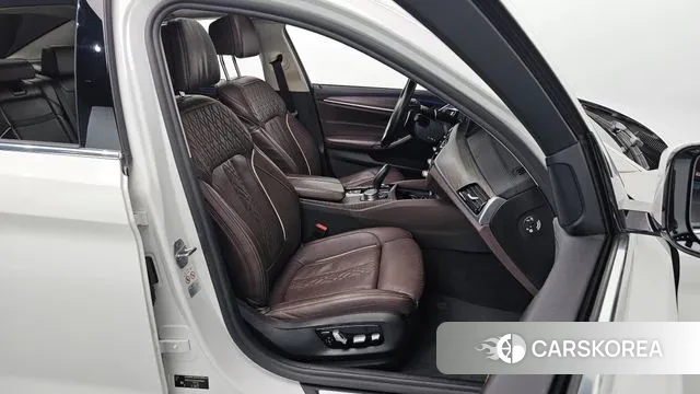 BMW 5 Series (G30) id 3489430 из Кореи 20