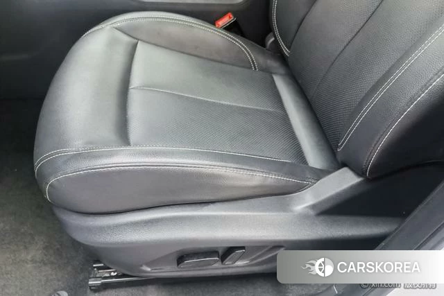 Roewe eRX5 id 3913786 из Китая 24