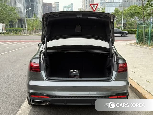 Audi A4L id 4271217 из Китая 18