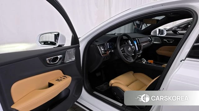 Volvo S60 3rd generation id 4304074 из Кореи 33