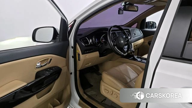 Kia The New Carnival id 4345548 из Кореи 32