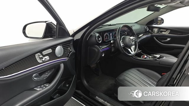 Mercedes-Benz E-Class W213 id 4285278 из Кореи 36