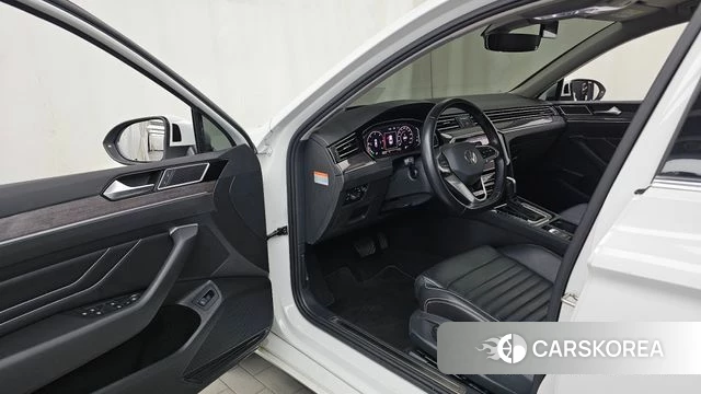 Volkswagen Passat GT (B8) id 4697864 из Кореи 34