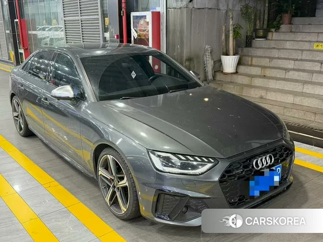 Audi A4L id 4274517 из Китая 10