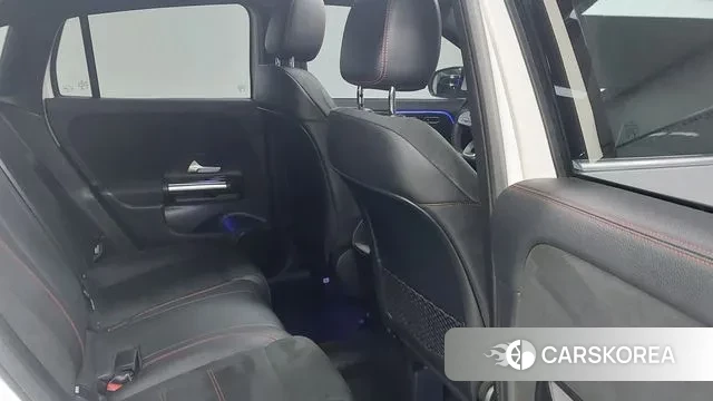 Mercedes-Benz GLA - Class H247 id 3582559 из Кореи 17