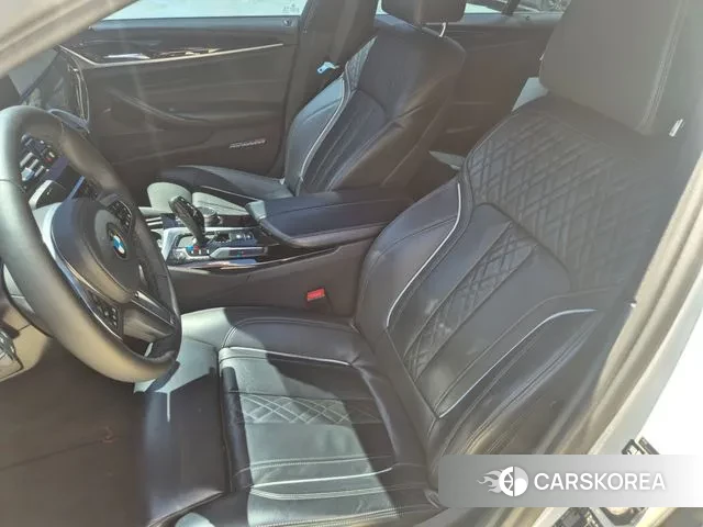 BMW 5 Series (G30) id 2970560 из Кореи 15