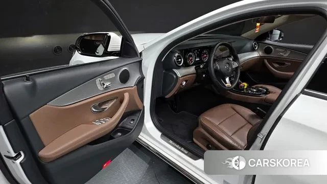 Mercedes-Benz E-Class W213 id 3766814 из Кореи 20